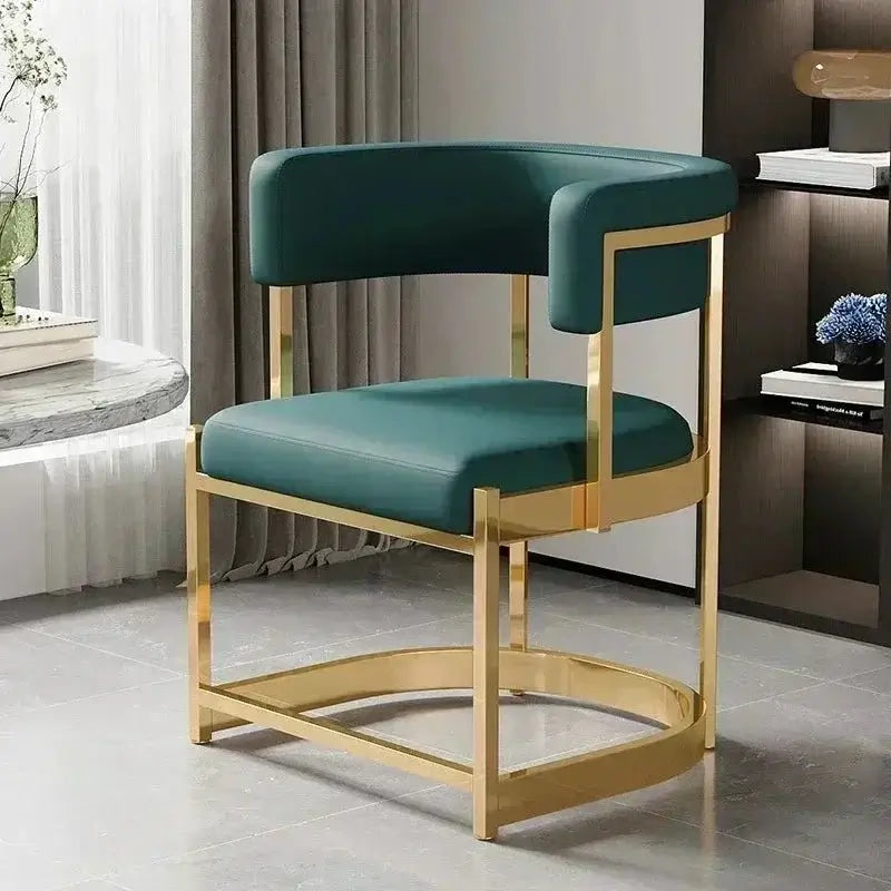 Discover Aura’s Finest - AURA