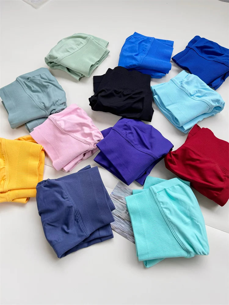 Seamless Ribbed Yoga Shorts