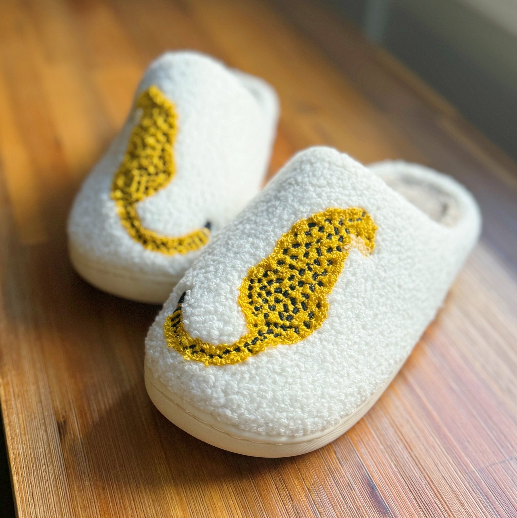 Sitting So Cool Cheetah Lounge Slippers - AURA